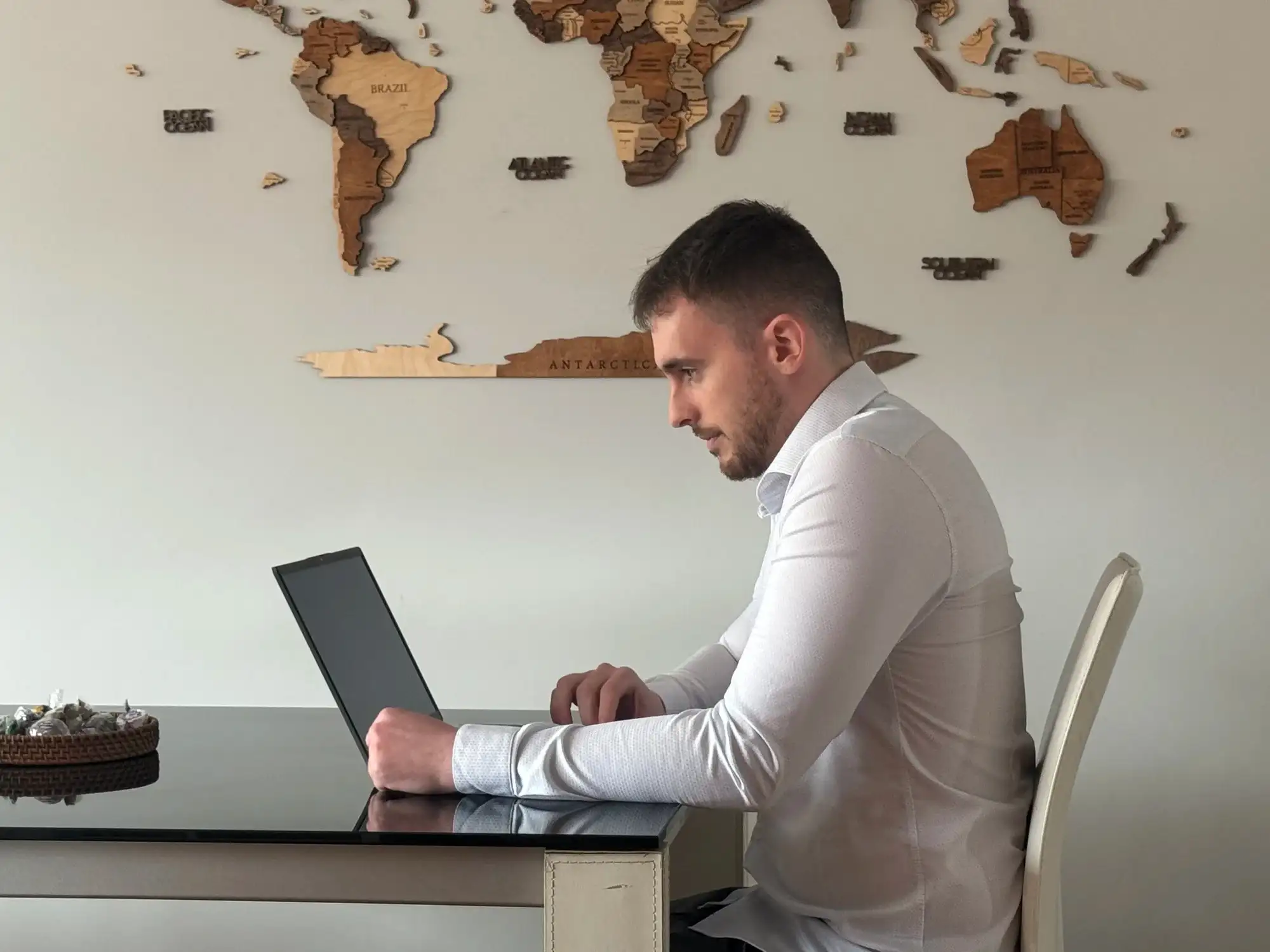 Iker Ruiz Pou, diseñador web y consultor SEO en Vitoria-Gasteiz